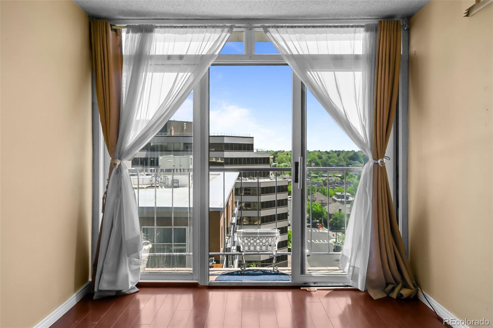 MLS Image #6 for 2  adams street 1507,denver, Colorado