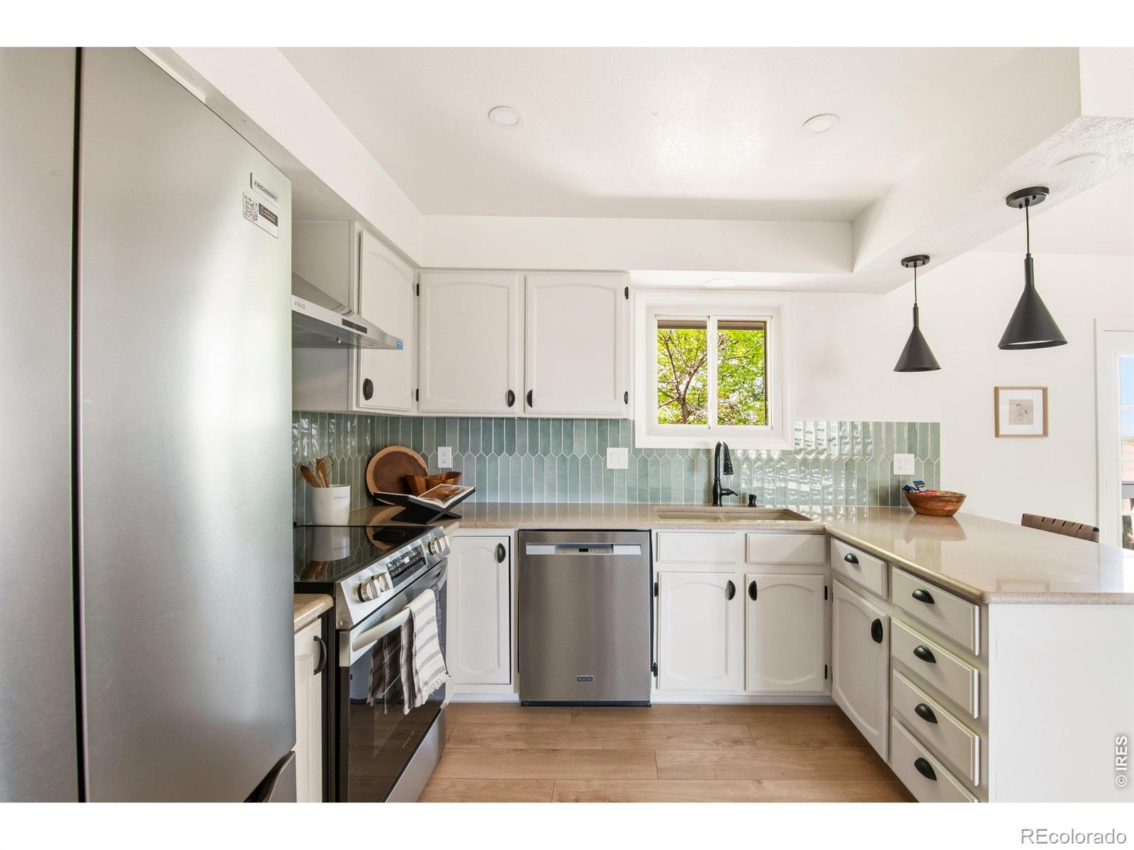 MLS Image #5 for 5308  beverly drive,berthoud, Colorado