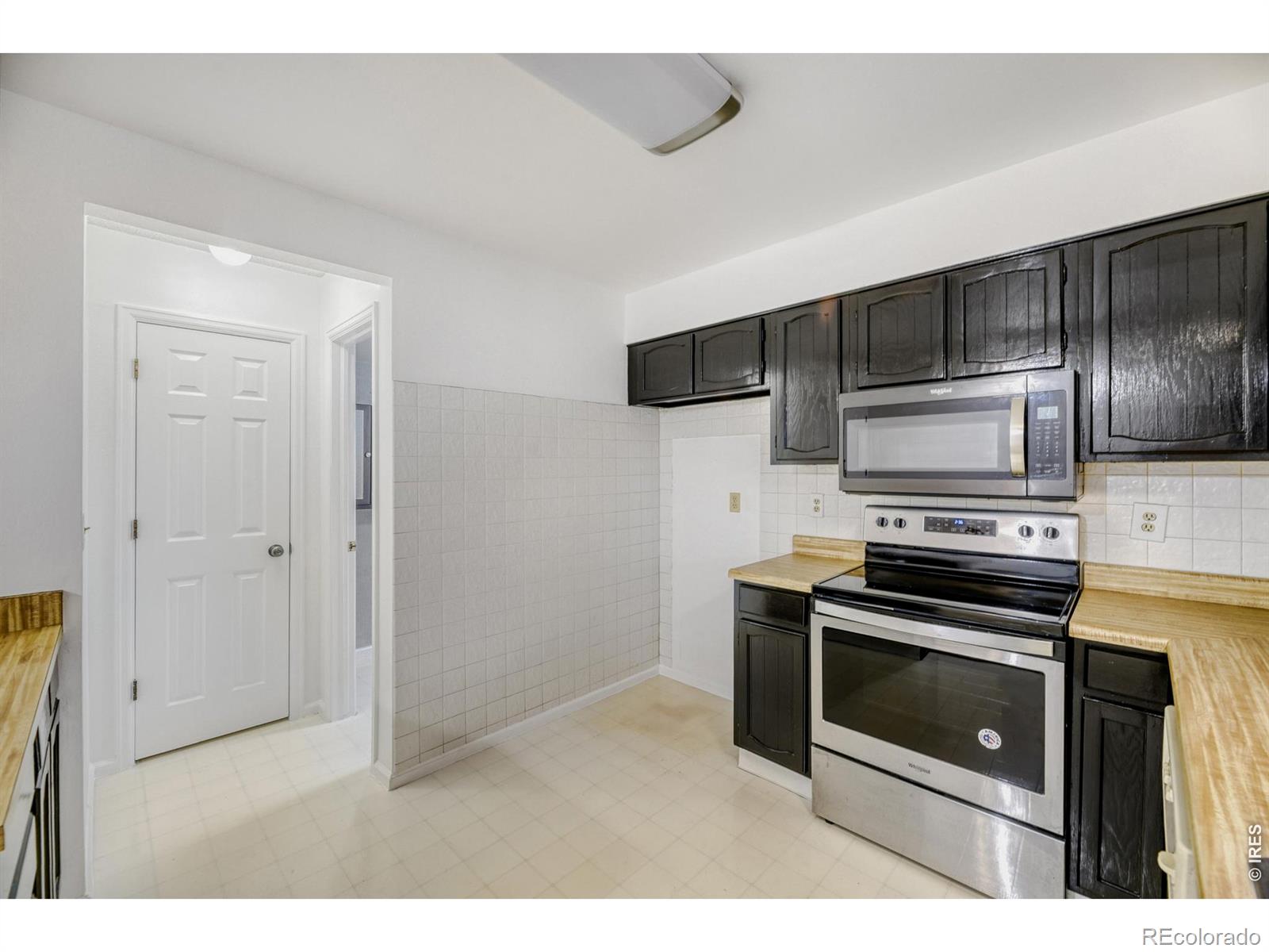 MLS Image #11 for 446 s balsam street,lakewood, Colorado