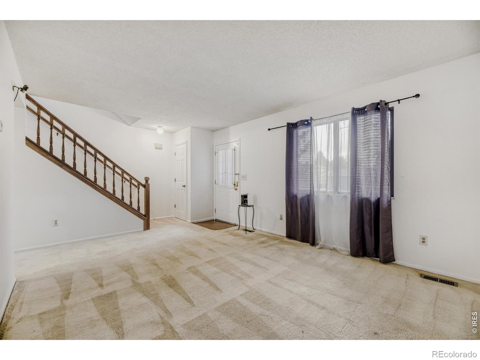 MLS Image #6 for 446 s balsam street,lakewood, Colorado