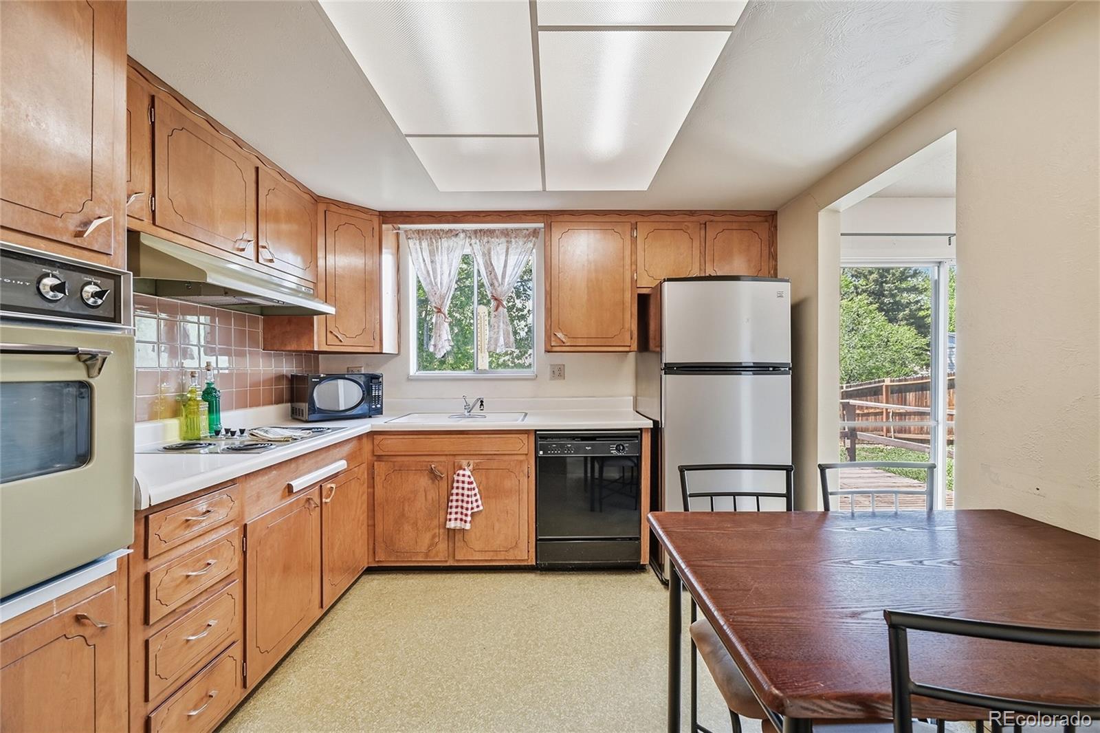 MLS Image #8 for 1524  zaiger place,colorado springs, Colorado
