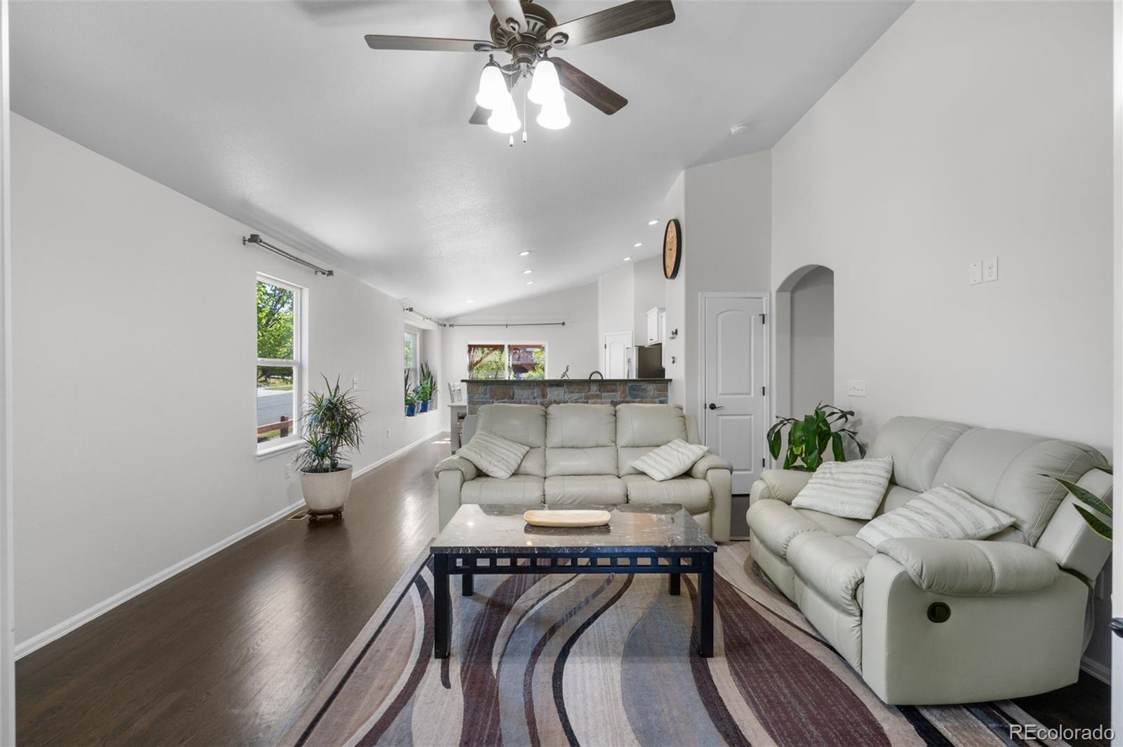 MLS Image #8 for 10288  olathe way,commerce city, Colorado