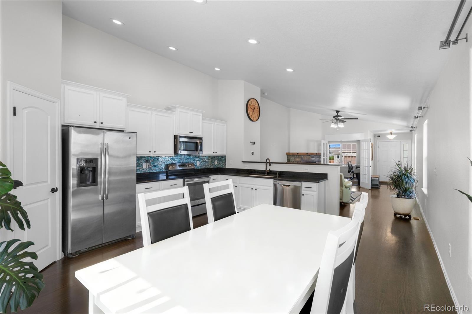 MLS Image #9 for 10288  olathe way,commerce city, Colorado