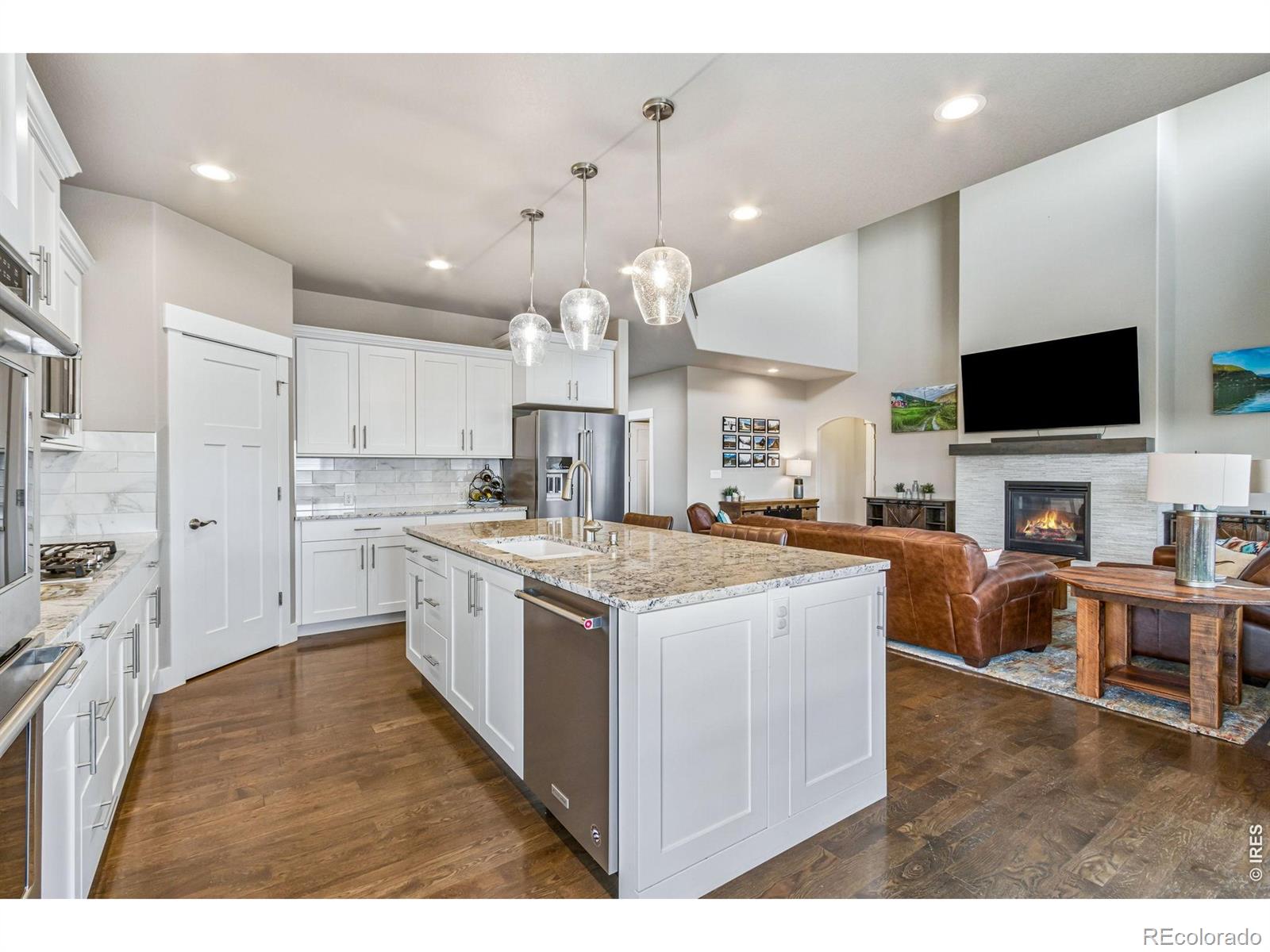 MLS Image #13 for 7161  silver court,timnath, Colorado