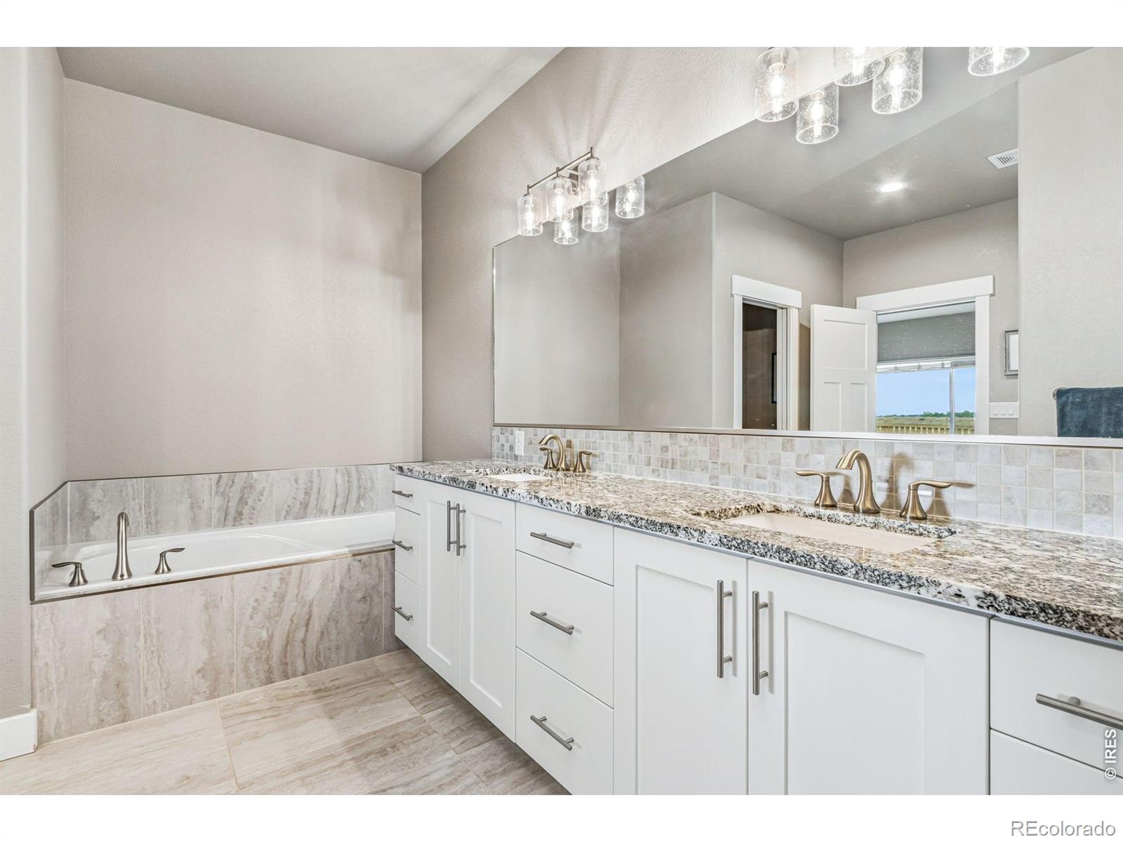 MLS Image #19 for 7161  silver court,timnath, Colorado