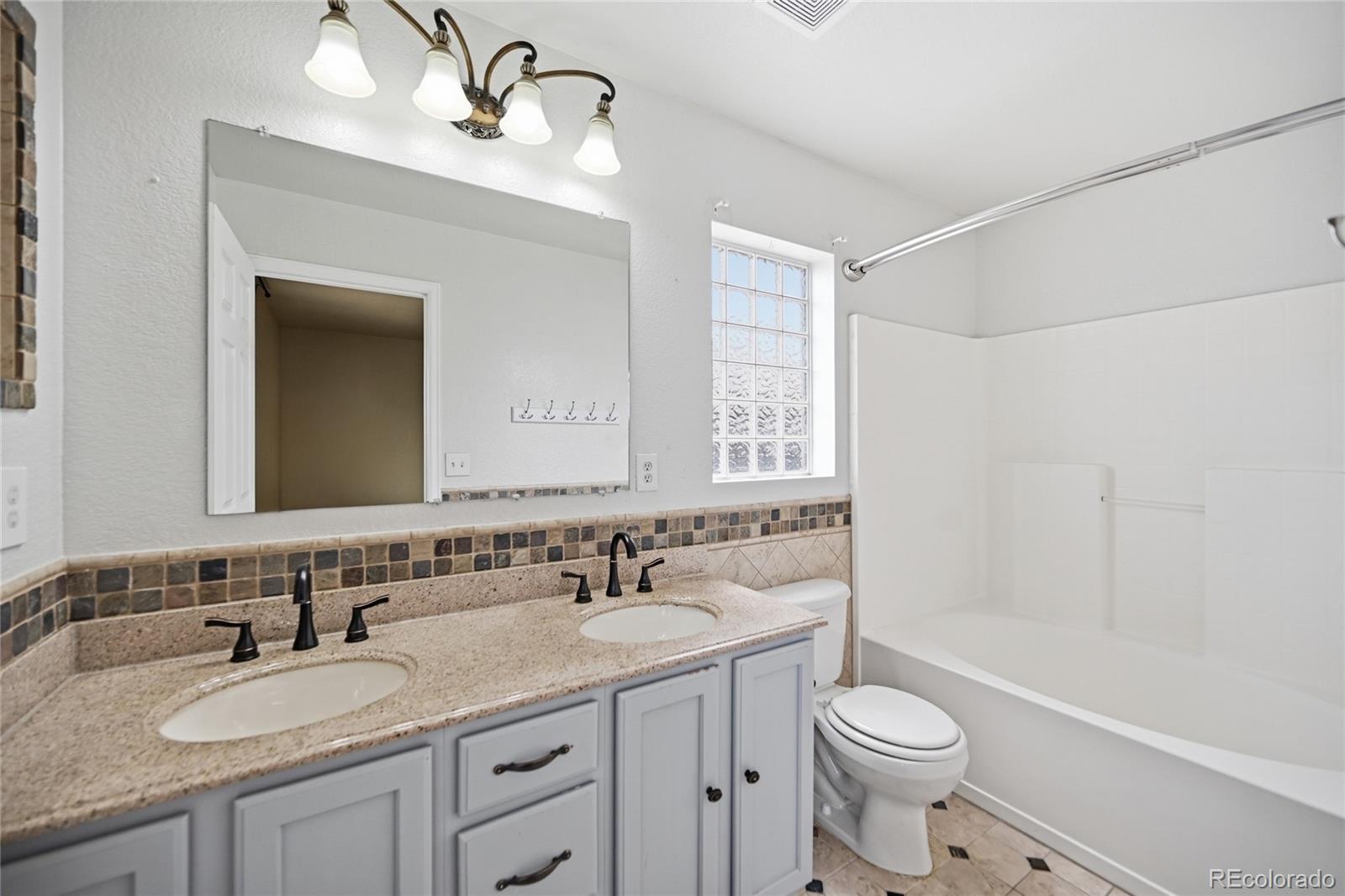 MLS Image #12 for 4435  lyndenwood circle,highlands ranch, Colorado