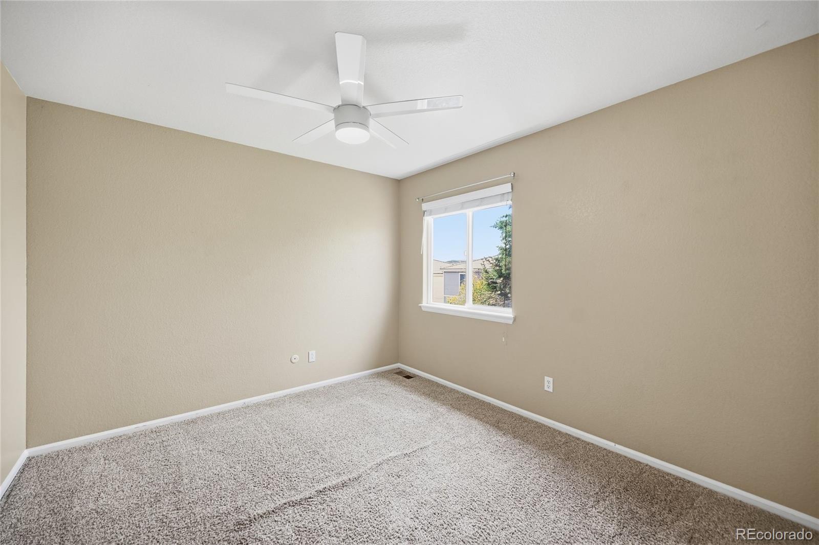 MLS Image #14 for 4435  lyndenwood circle,highlands ranch, Colorado