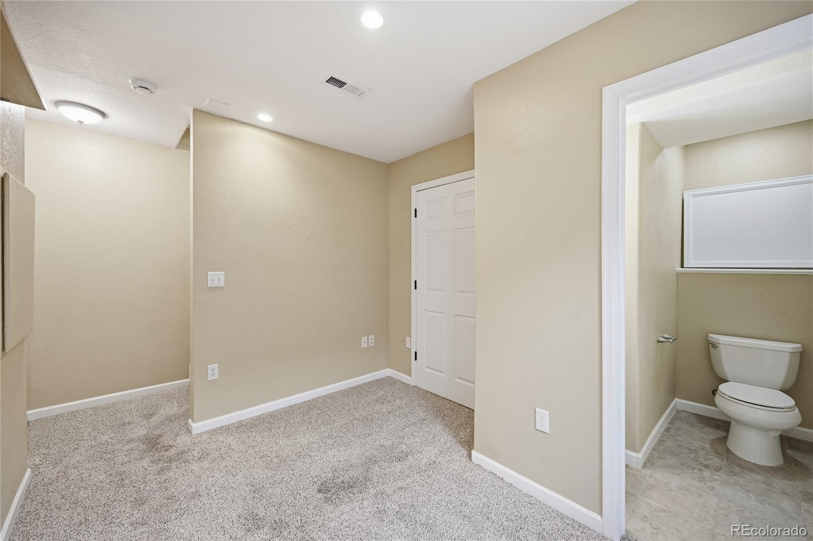 MLS Image #17 for 4435  lyndenwood circle,highlands ranch, Colorado