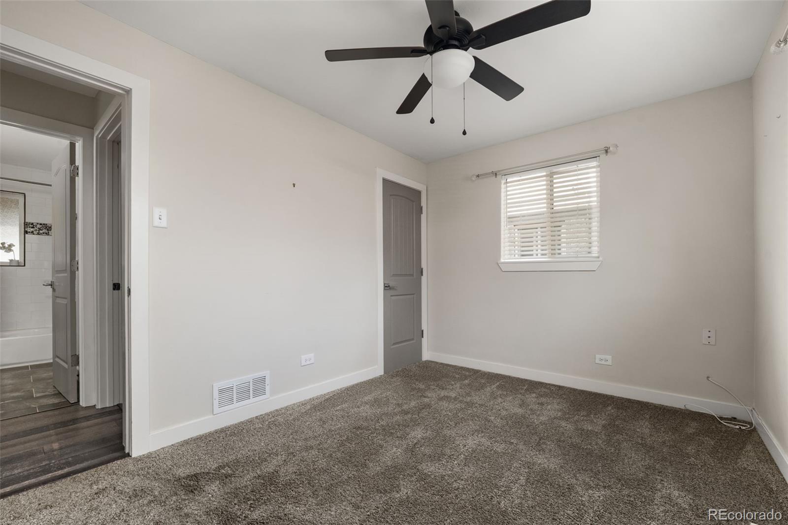 MLS Image #29 for 2801  poplar street,denver, Colorado