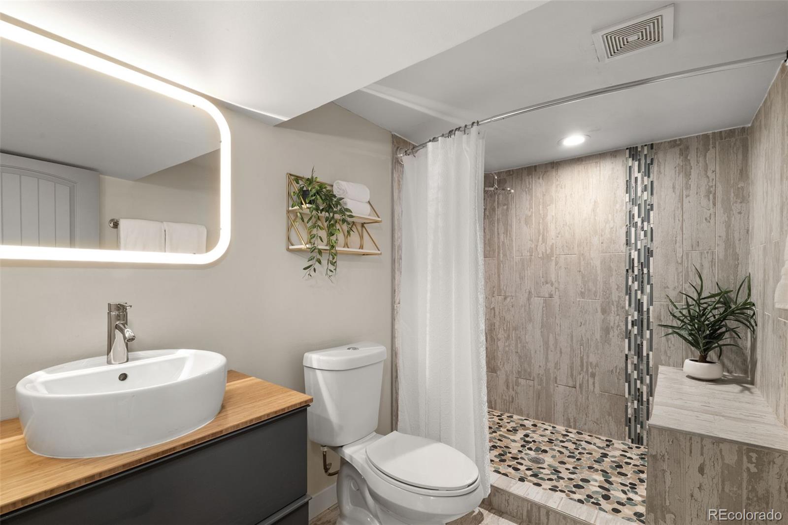 MLS Image #36 for 2801  poplar street,denver, Colorado