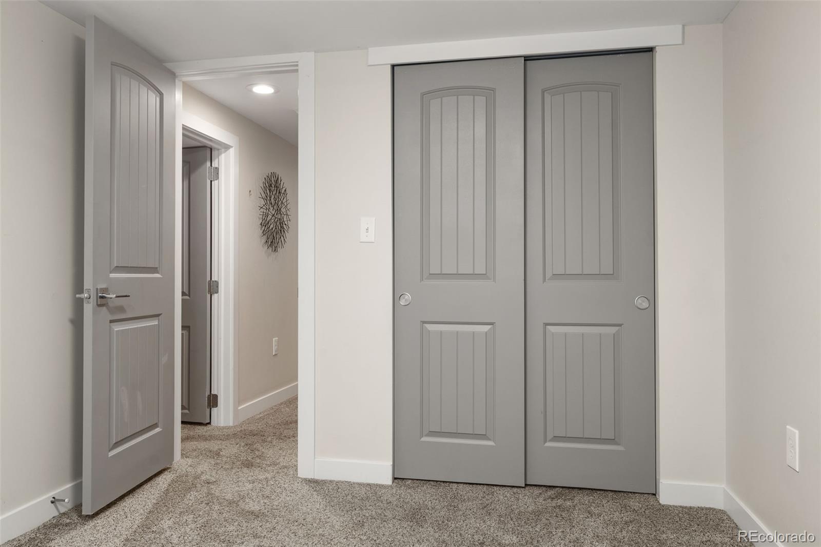 MLS Image #39 for 2801  poplar street,denver, Colorado