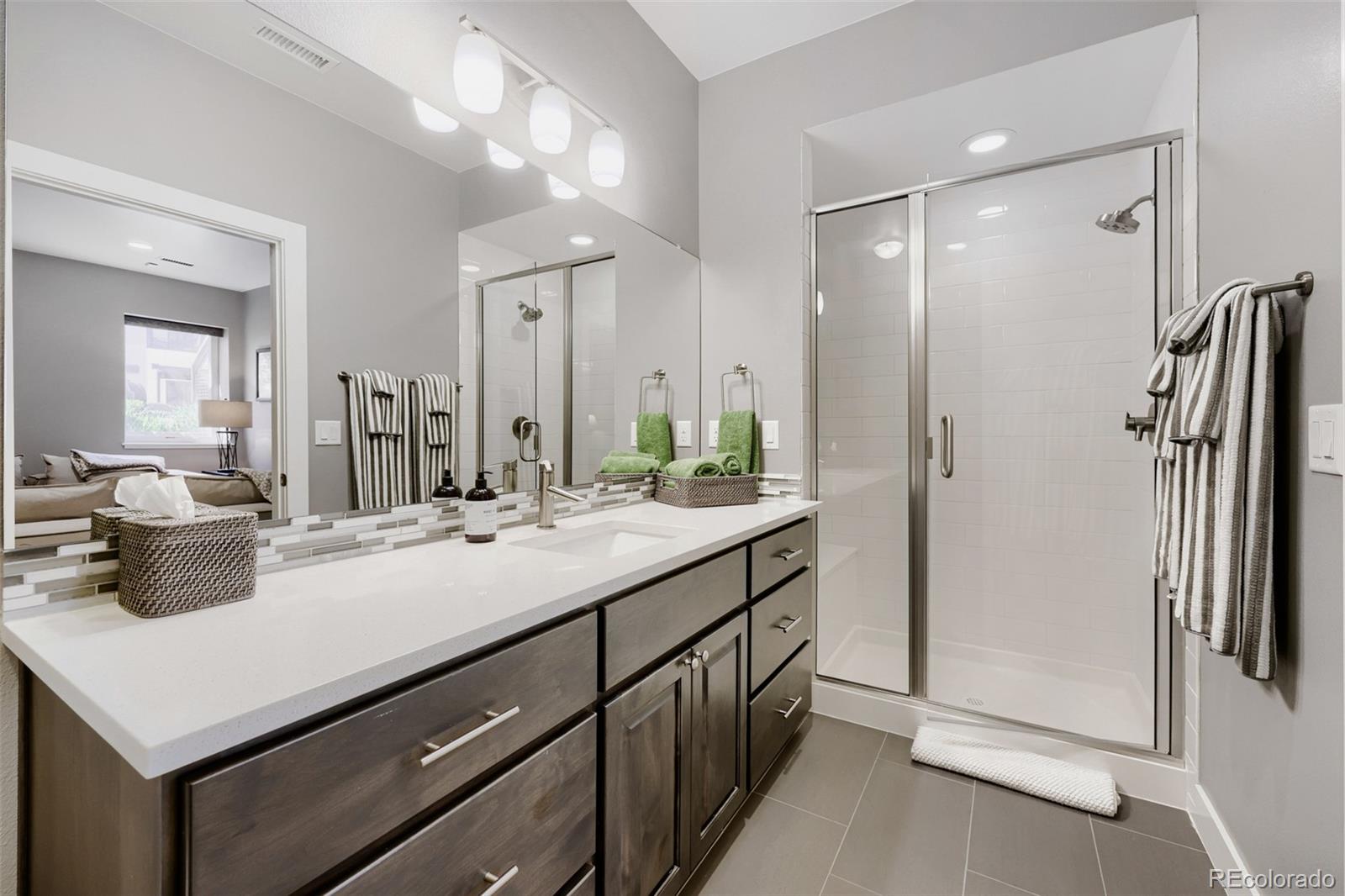 MLS Image #26 for 6729 e lowry boulevard ,denver, Colorado
