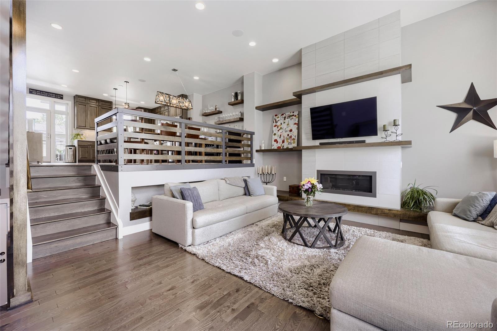 MLS Image #3 for 6729 e lowry boulevard ,denver, Colorado