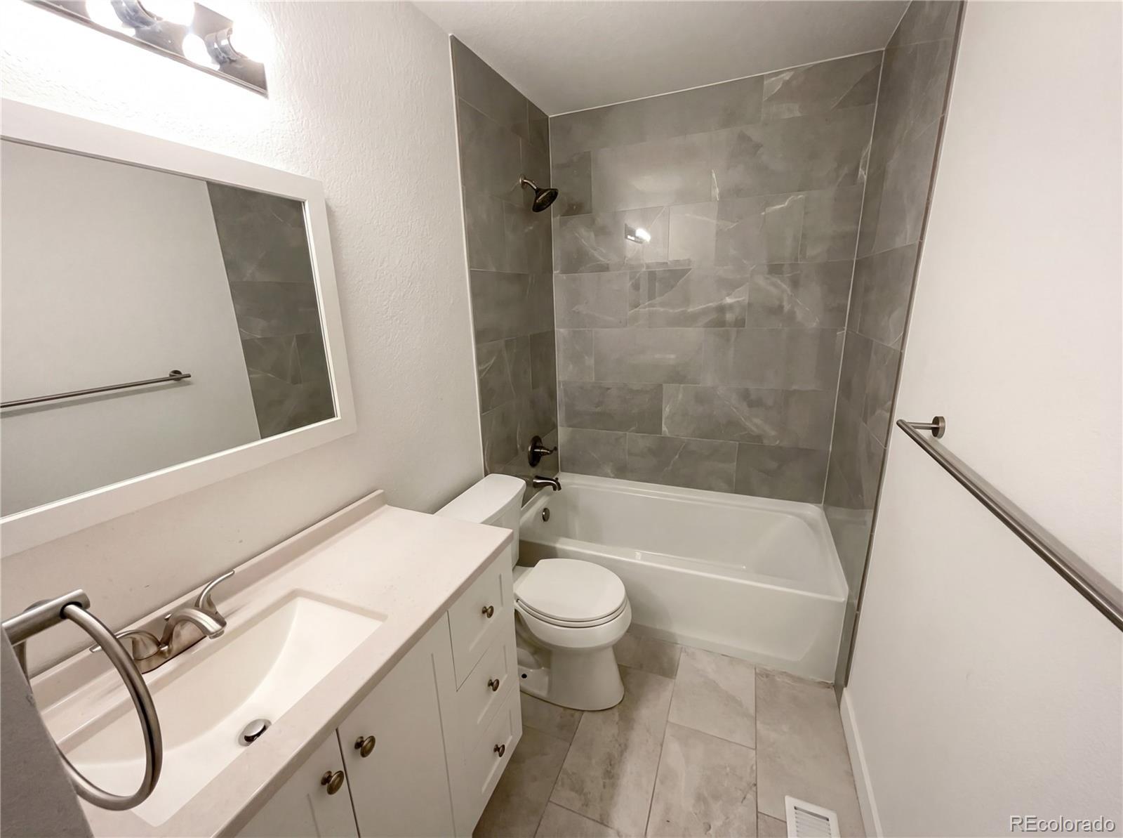 MLS Image #10 for 2332  hyacinth road,highlands ranch, Colorado