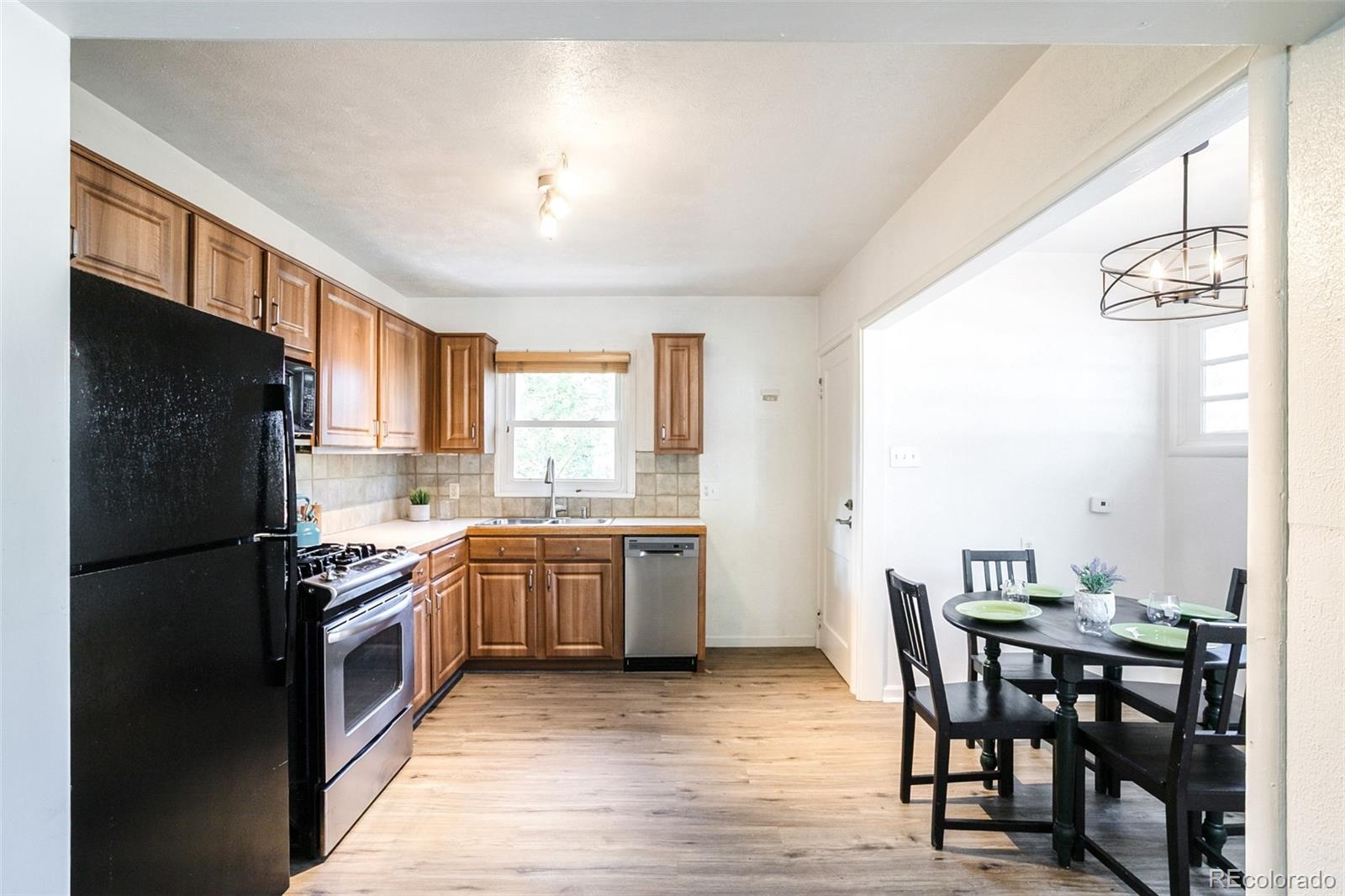 MLS Image #13 for 5683 w 41st avenue,denver, Colorado