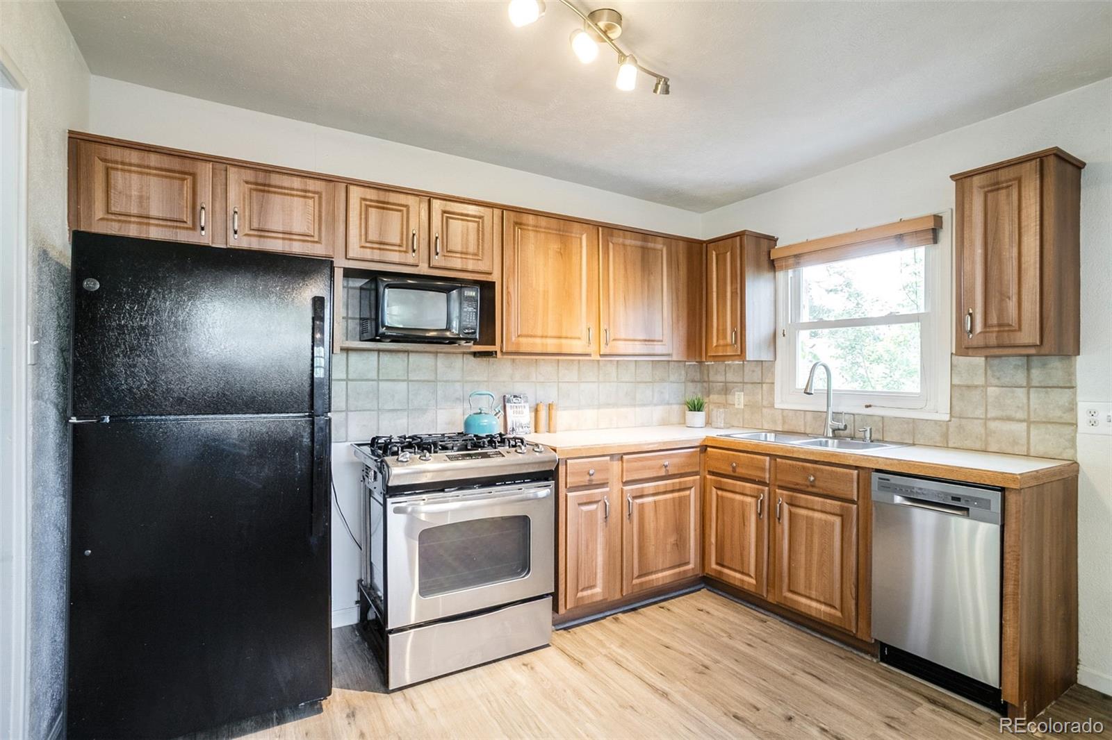MLS Image #15 for 5683 w 41st avenue,denver, Colorado