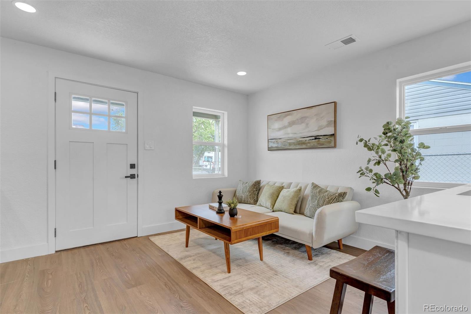 MLS Image #4 for 3715 n jackson street,denver, Colorado