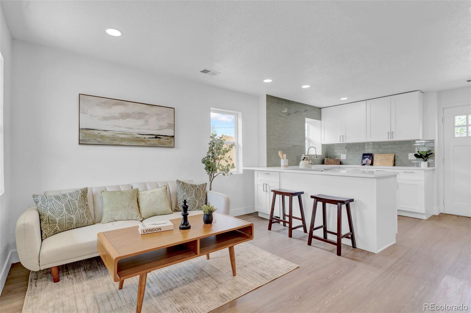 MLS Image #7 for 3715 n jackson street,denver, Colorado