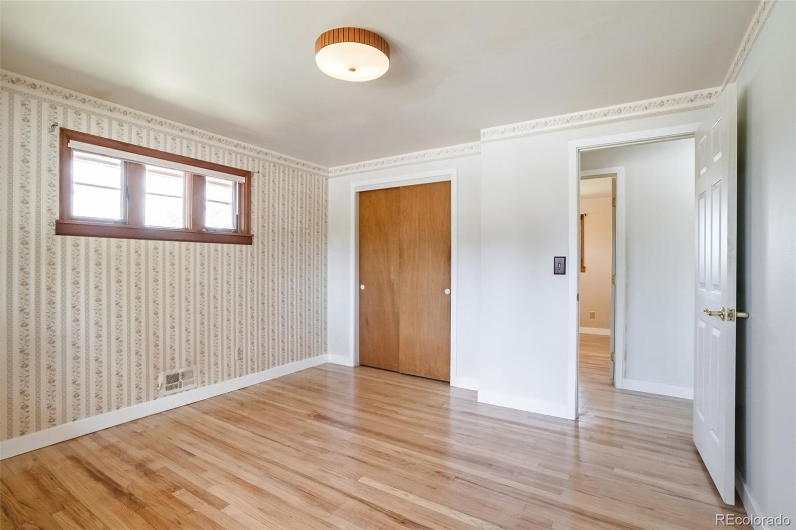 MLS Image #13 for 6604 s lee court,centennial, Colorado