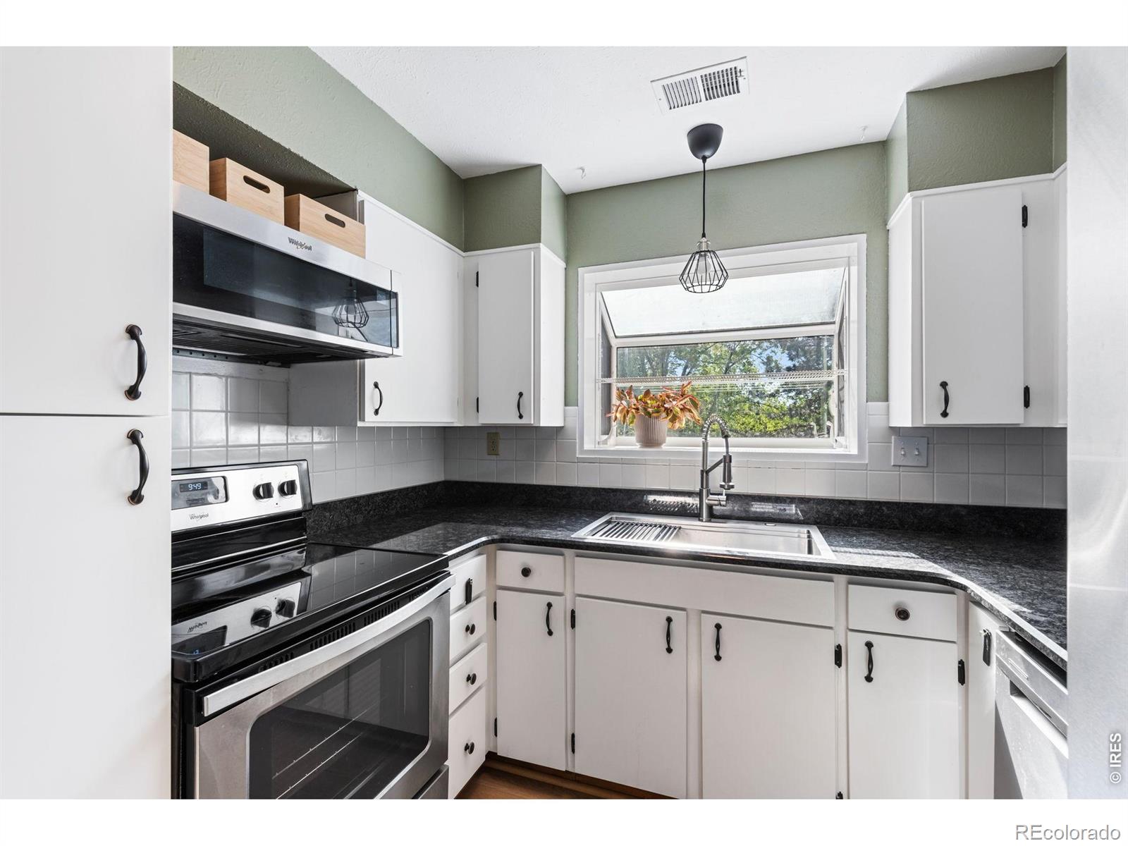 MLS Image #10 for 535  manhattan drive,boulder, Colorado