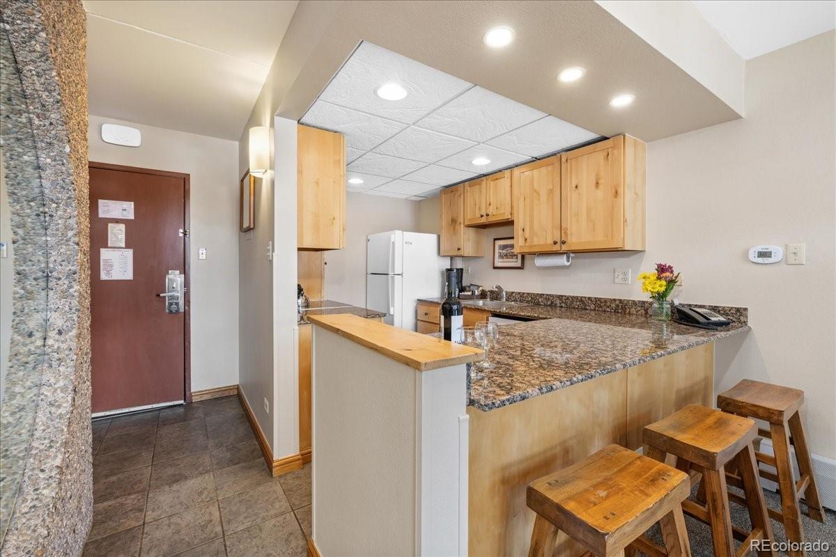 MLS Image #2 for 601  village road 313,breckenridge, Colorado