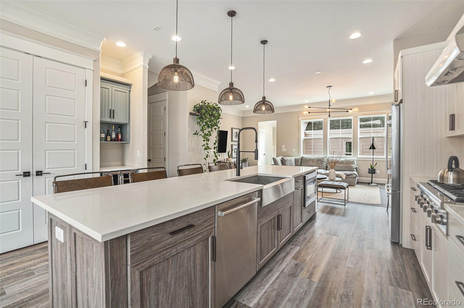 MLS Image #7 for 10232 e 58th avenue,denver, Colorado