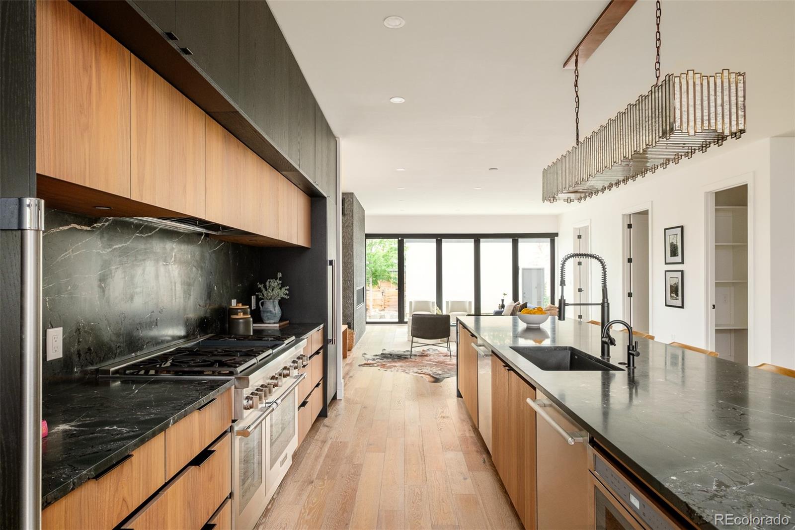 MLS Image #10 for 3985  mariposa street,denver, Colorado