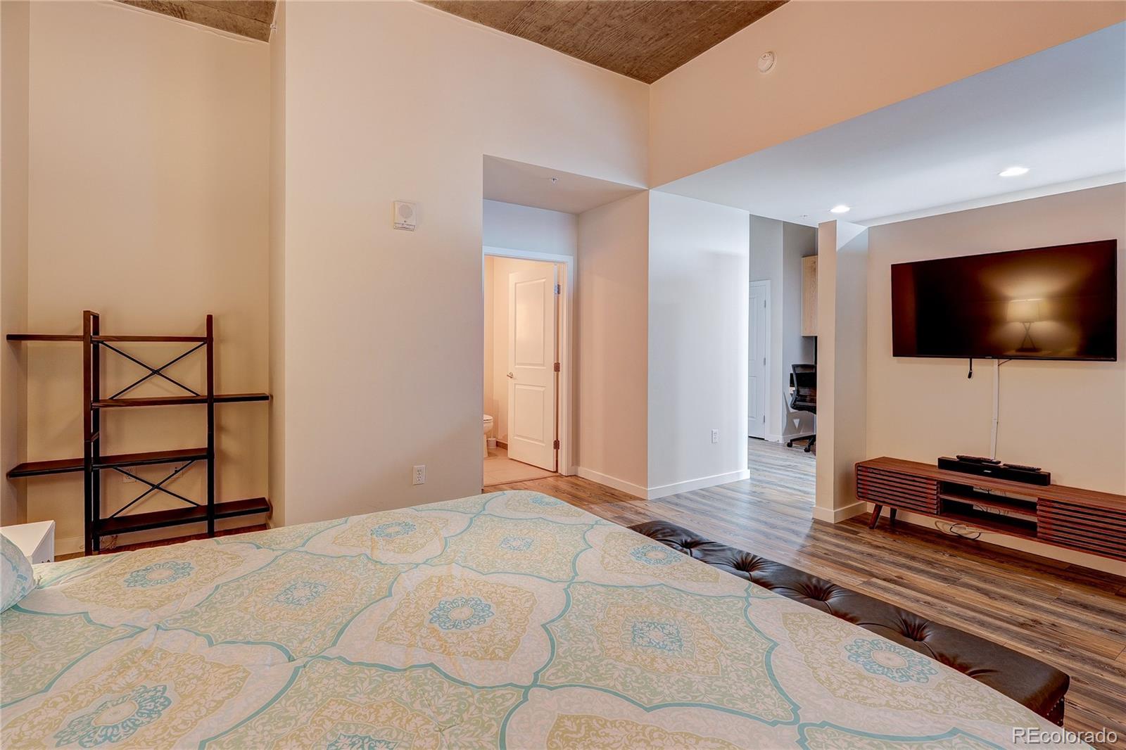 MLS Image #22 for 1700  bassett street 1116,denver, Colorado