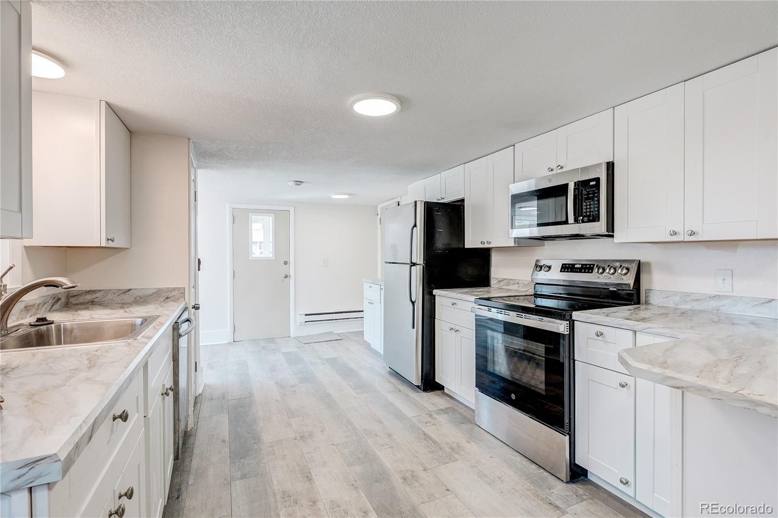 MLS Image #13 for 4609 s lincoln street,englewood, Colorado