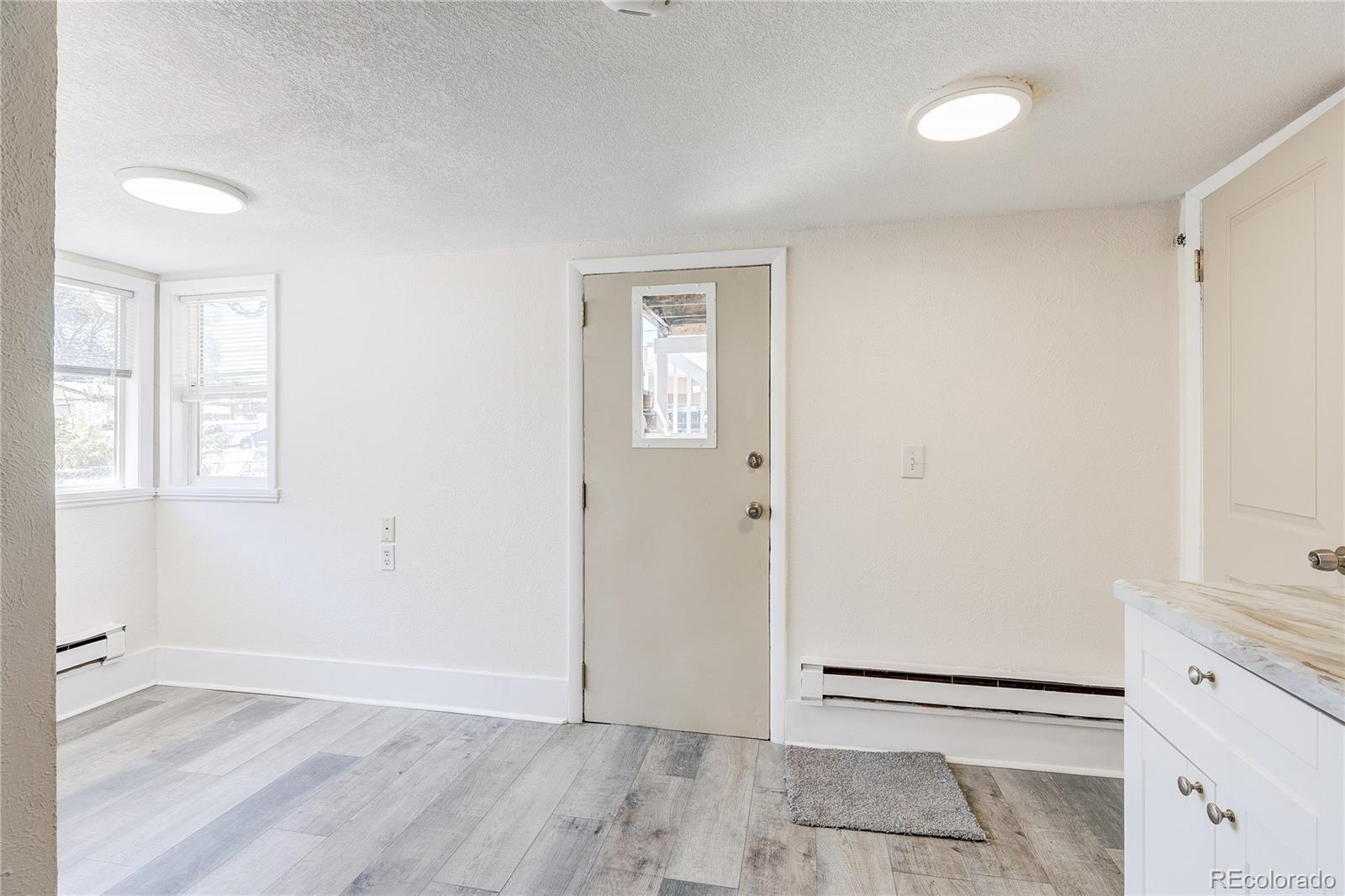 MLS Image #14 for 4609 s lincoln street,englewood, Colorado