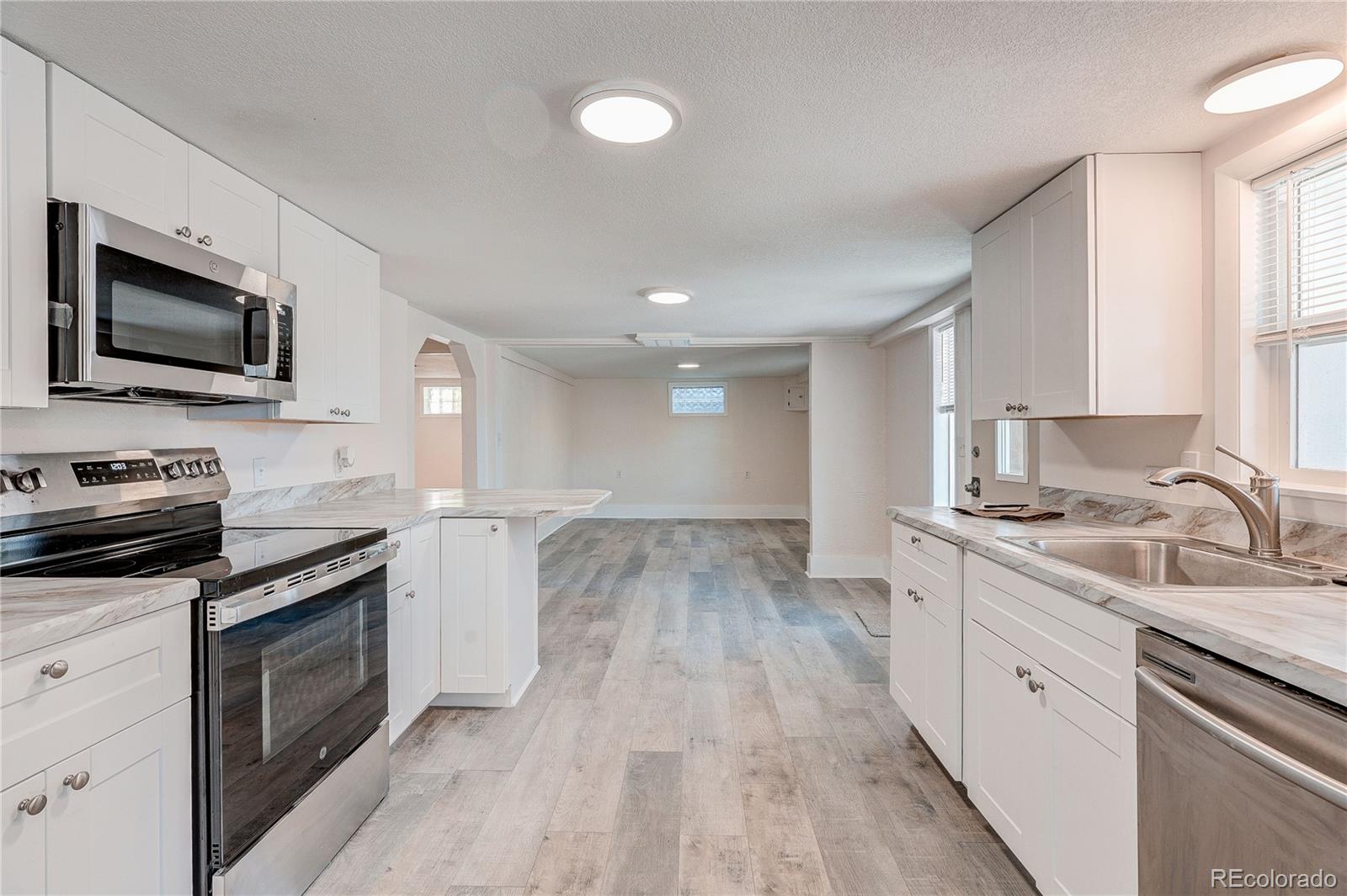 MLS Image #16 for 4609 s lincoln street,englewood, Colorado