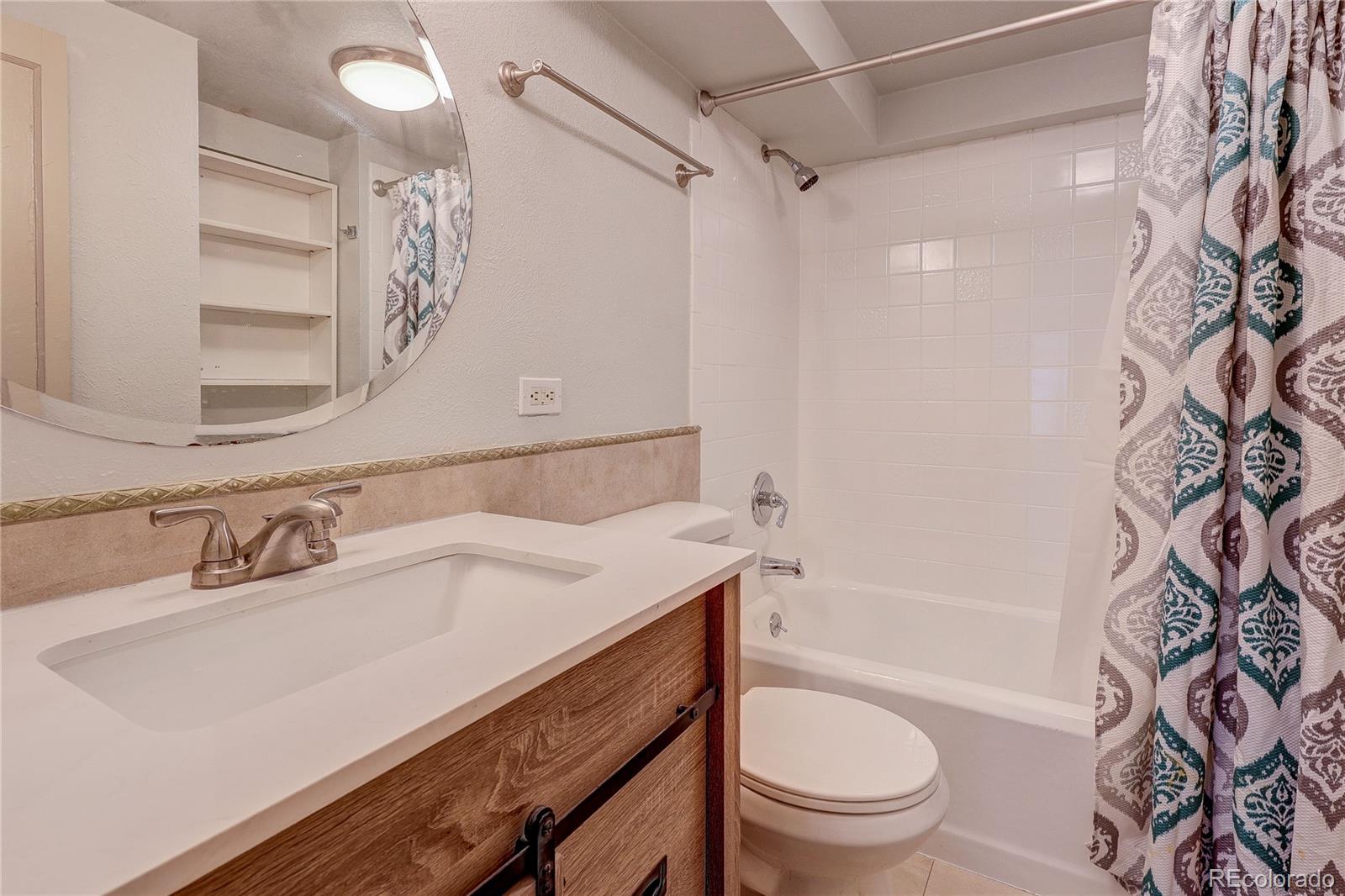 MLS Image #18 for 4609 s lincoln street,englewood, Colorado