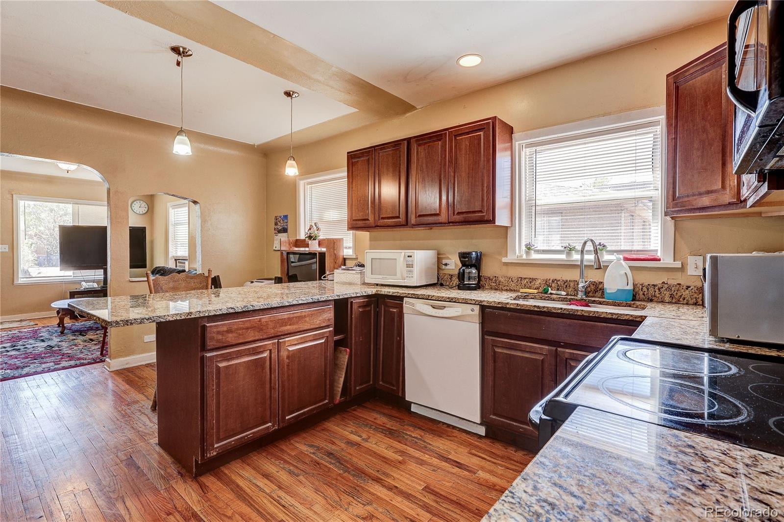 MLS Image #30 for 4609 s lincoln street,englewood, Colorado