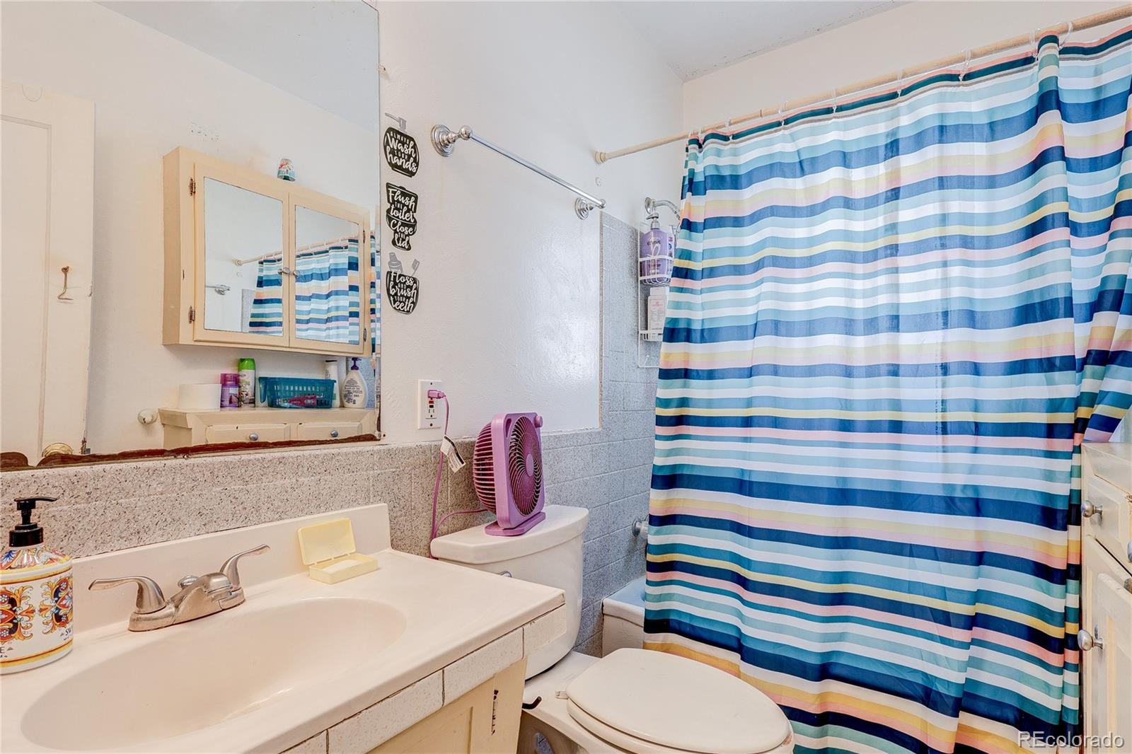 MLS Image #33 for 4609 s lincoln street,englewood, Colorado