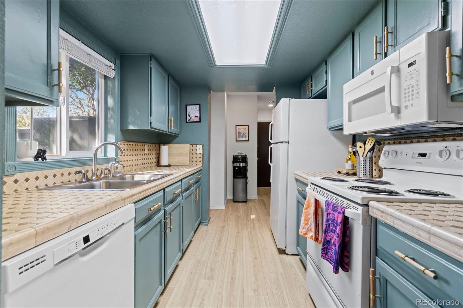 MLS Image #10 for 11184 e linvale drive ,aurora, Colorado