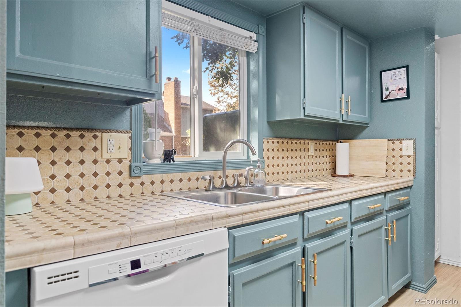 MLS Image #8 for 11184 e linvale drive ,aurora, Colorado