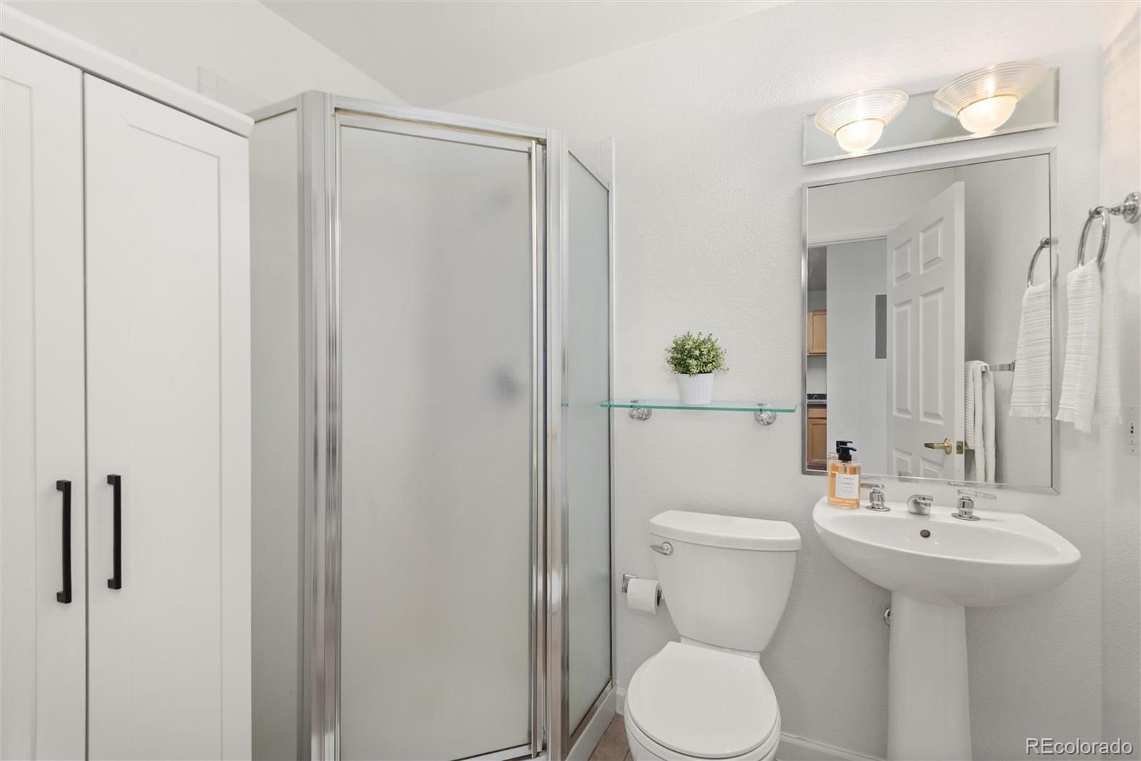 MLS Image #15 for 1780 n washington street 305,denver, Colorado