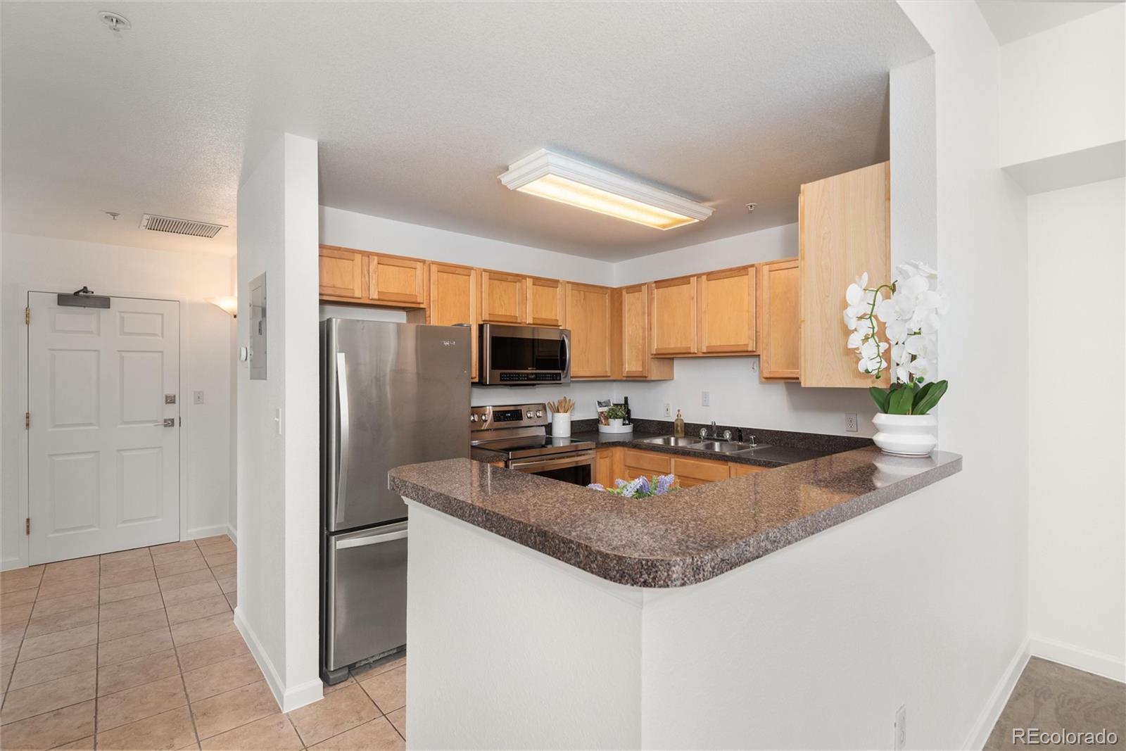 MLS Image #22 for 1780 n washington street 305,denver, Colorado