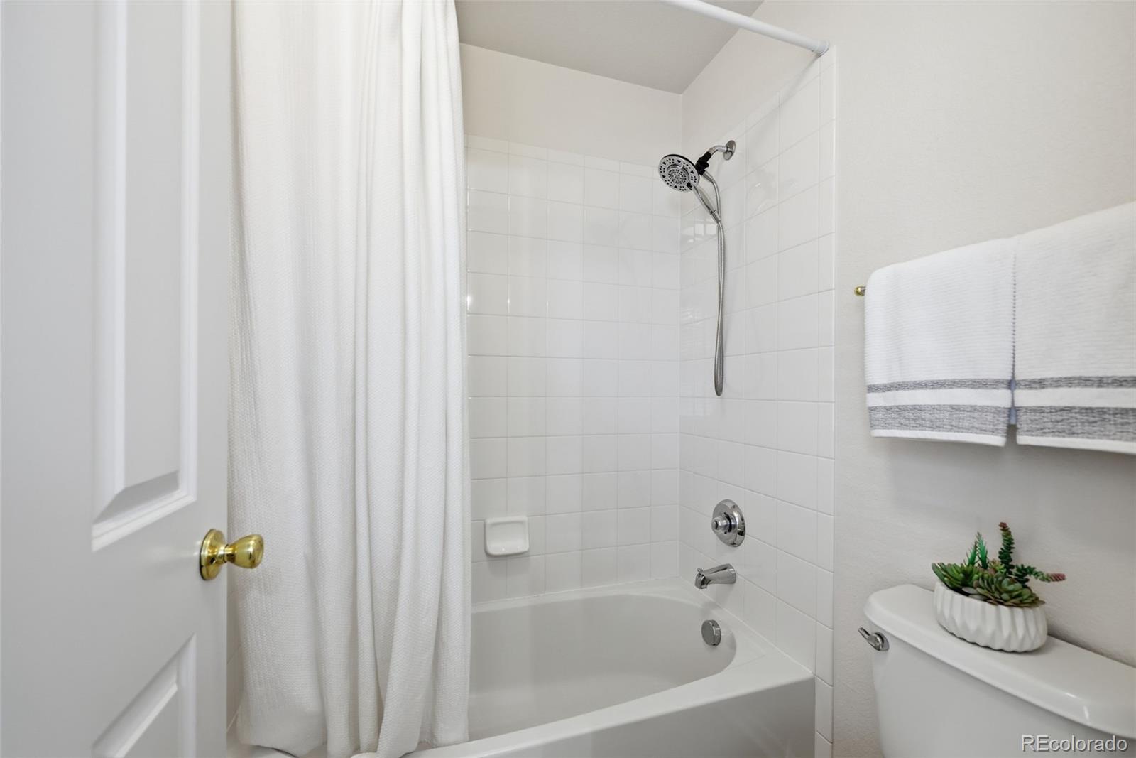 MLS Image #13 for 3800  red deer trail,broomfield, Colorado
