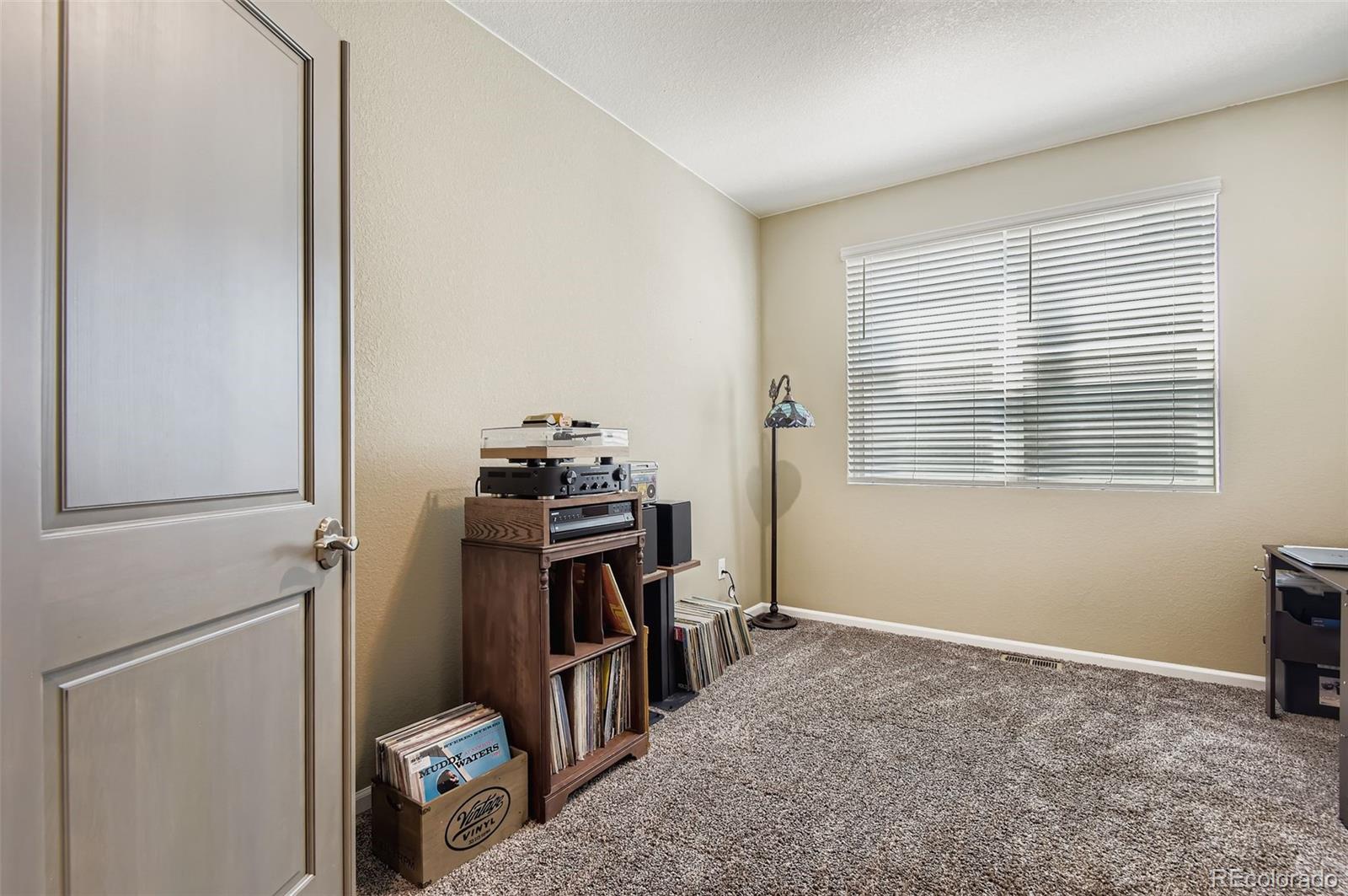 MLS Image #11 for 27227 e maple avenue,aurora, Colorado