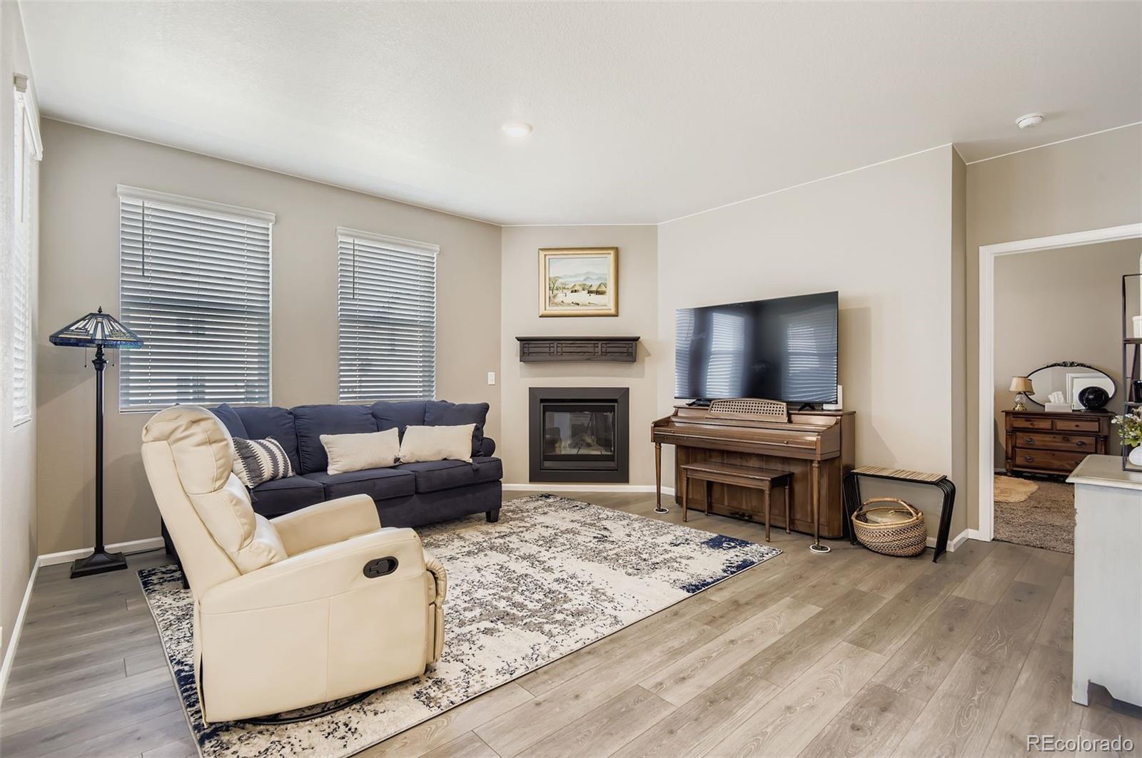 MLS Image #3 for 27227 e maple avenue,aurora, Colorado