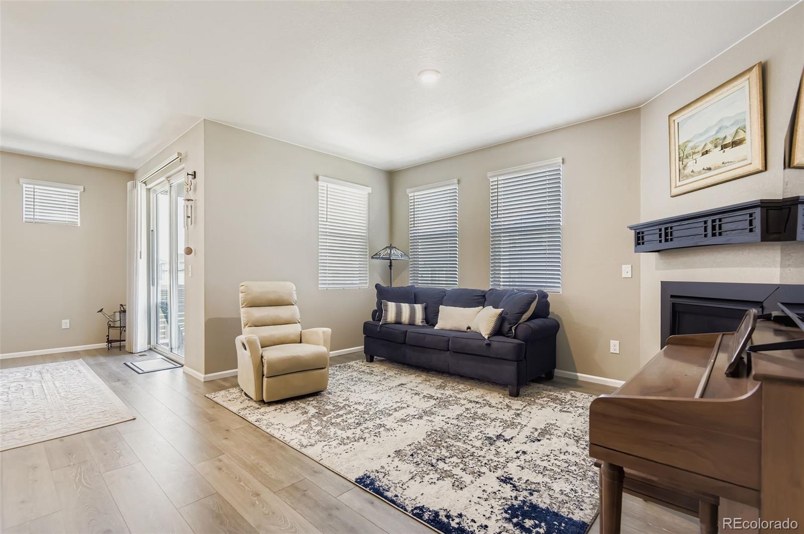 MLS Image #4 for 27227 e maple avenue,aurora, Colorado