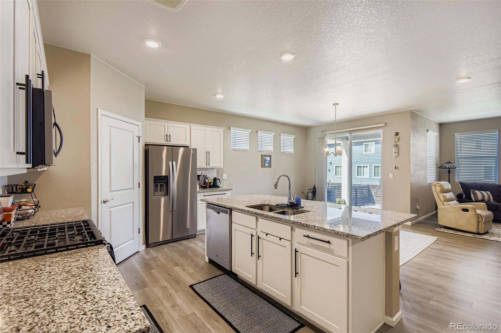 MLS Image #6 for 27227 e maple avenue,aurora, Colorado