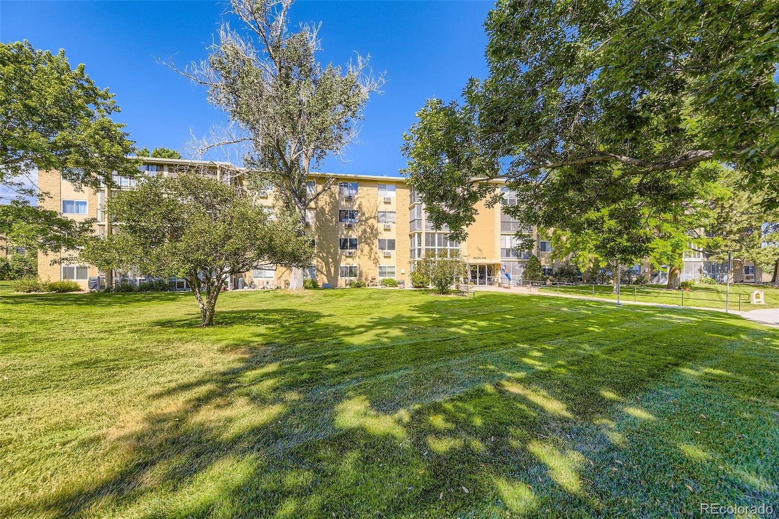 MLS Image #1 for 13500 e cornell avenue 301,aurora, Colorado