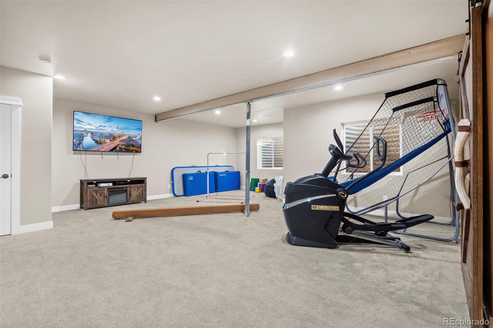 MLS Image #18 for 611  gore range drive,severance, Colorado