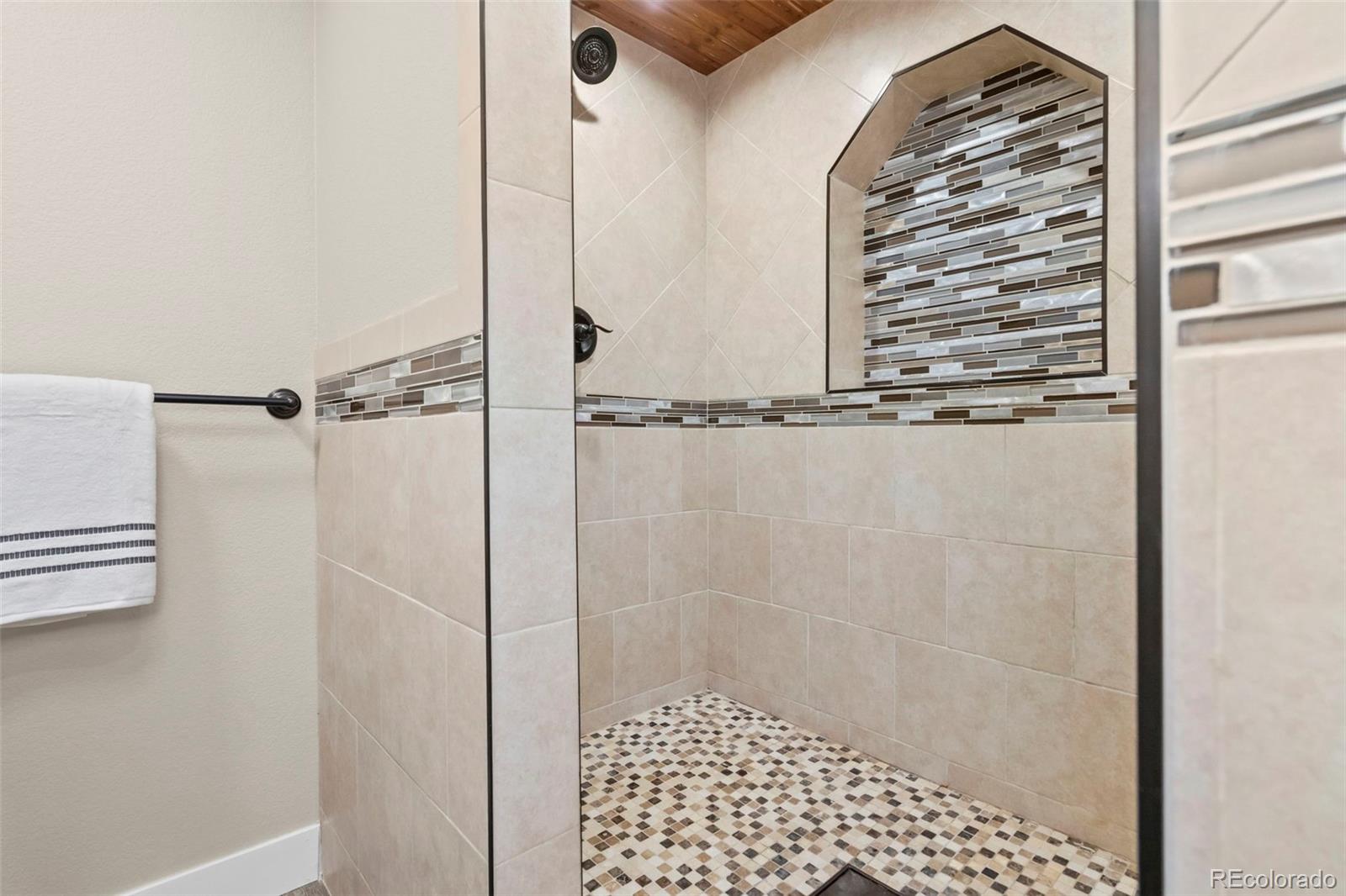 MLS Image #27 for 611  gore range drive,severance, Colorado