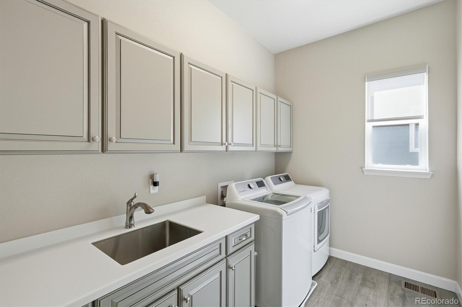 MLS Image #15 for 9035  basalt lane,littleton, Colorado