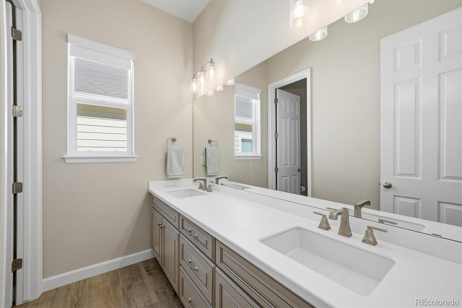 MLS Image #17 for 9035  basalt lane,littleton, Colorado