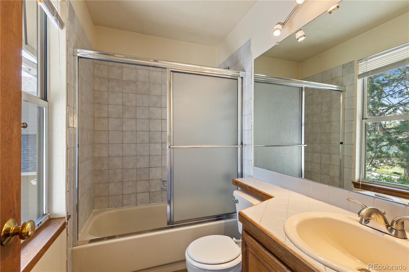 MLS Image #19 for 2077 e phillips place,centennial, Colorado