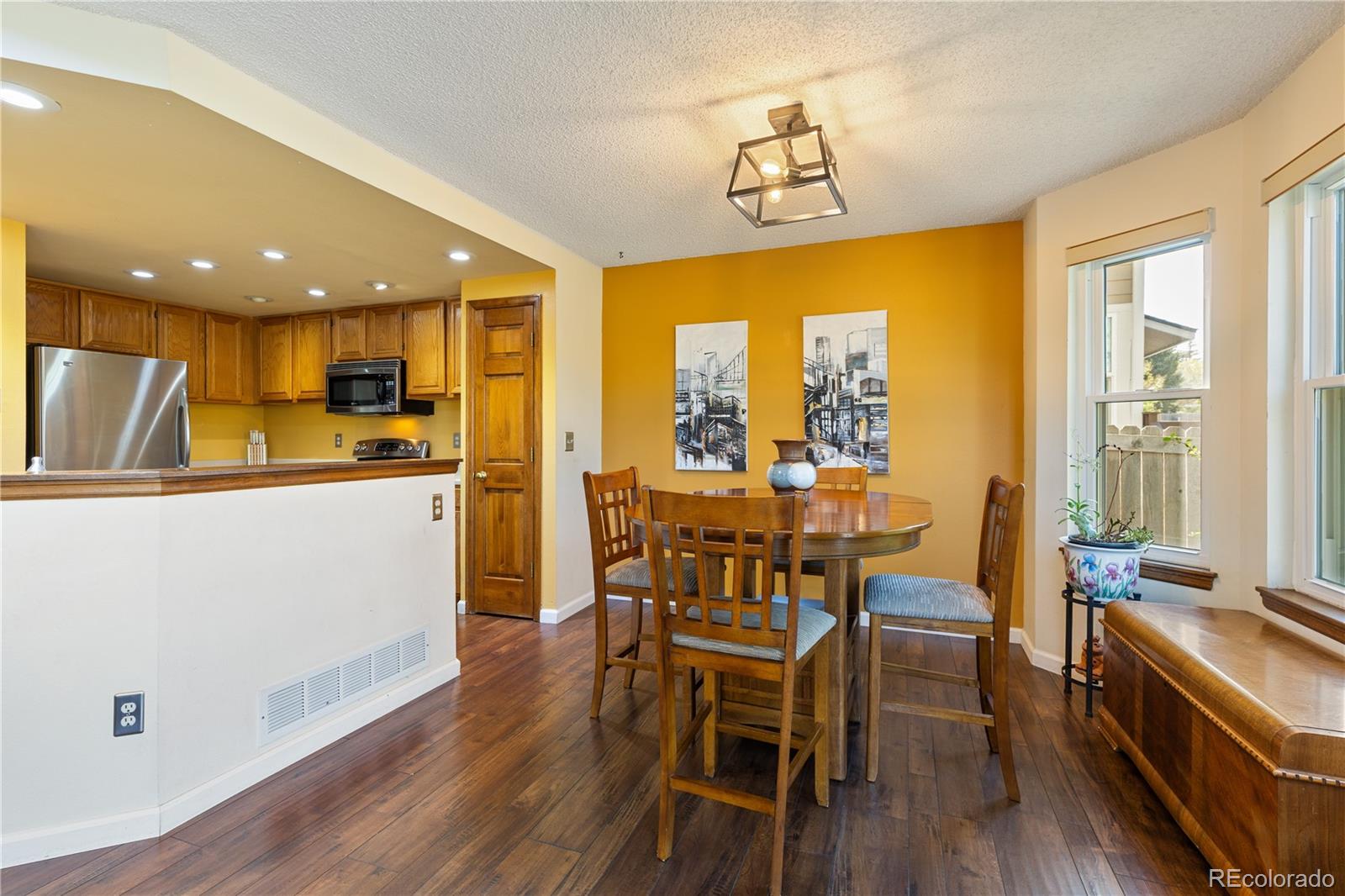 MLS Image #6 for 2077 e phillips place,centennial, Colorado